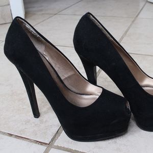 Black Charlotte Russe Peep Toe Heels Sz 6.5 NWOT